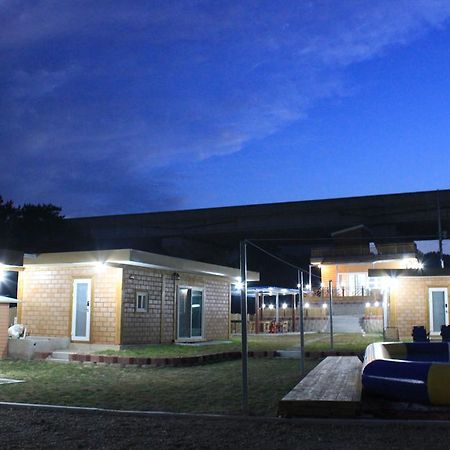 Tobang Red Clay Pension Pohang Exterior foto